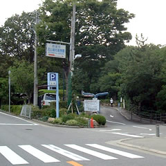 北山緑化植物園駐車場 外観