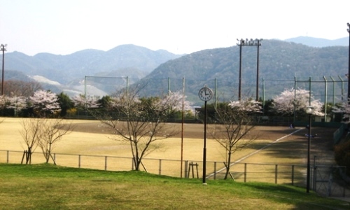 高座山野球場