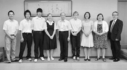 写真:交換高校生の皆さん