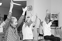 写真:高齢者の皆さん 写真:高齢者の皆さん