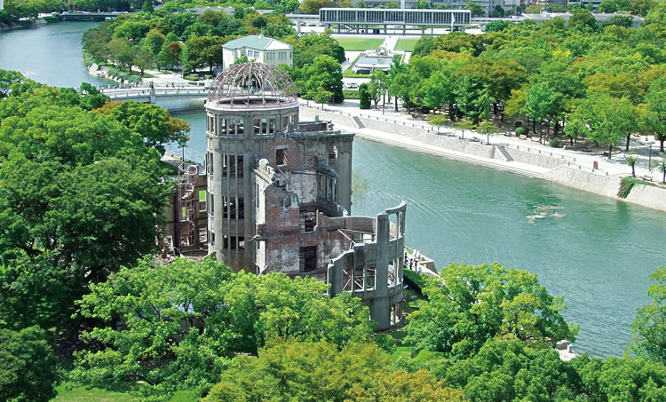 写真:広島平和記念碑(原爆ドーム) 写真:広島平和記念碑(原爆ドーム)