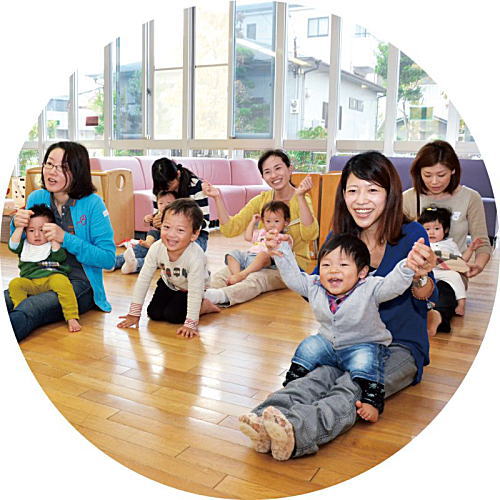 写真:子どもと保護者 写真:子どもと保護者