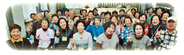 写真:西宮いきいき体操の参加者 写真:西宮いきいき体操の参加者