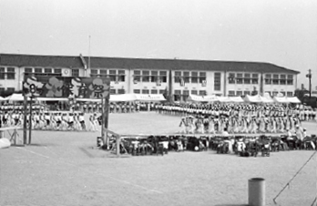 写真:学文中学体育祭(昭和38年) 写真:学文中学体育祭(昭和38年)