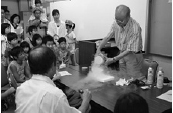 写真:西宮湯川記念こども科学教室 写真:西宮湯川記念こども科学教室