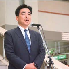 写真:石井市長 写真:石井市長