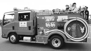 写真:消防車 写真:消防車