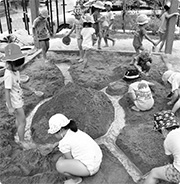 写真:園庭開放・体験保育 写真:園庭開放・体験保育