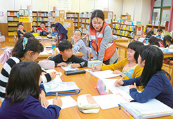 写真:子供の居場所づくり事業 写真:子供の居場所づくり事業