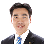 写真:西宮市長 石井登志郎 写真:西宮市長 石井登志郎