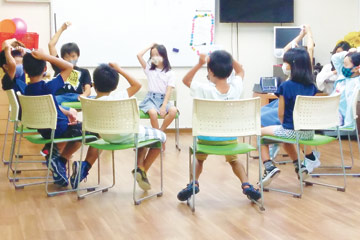 写真:みんな集まれ 写真:みんな集まれ