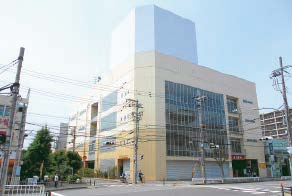 画像:西宮会場外観 画像:西宮会場外観