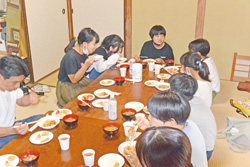イメージ:食堂の様子 イメージ:食堂の様子