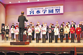 写真：宮水学園祭・舞台発表の様子