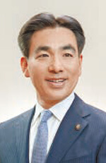写真:西宮市長 石井登志郎