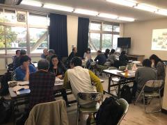 景観に関する調和・不調和の意見交換の様子