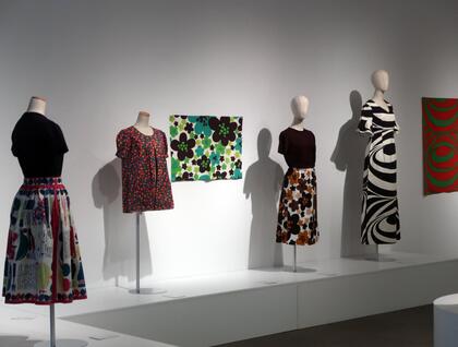 「スウェーデン・テキスタイル展」の様子