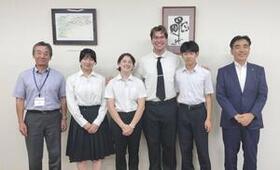 西宮スポーケン交換学生が市長を表敬訪問
