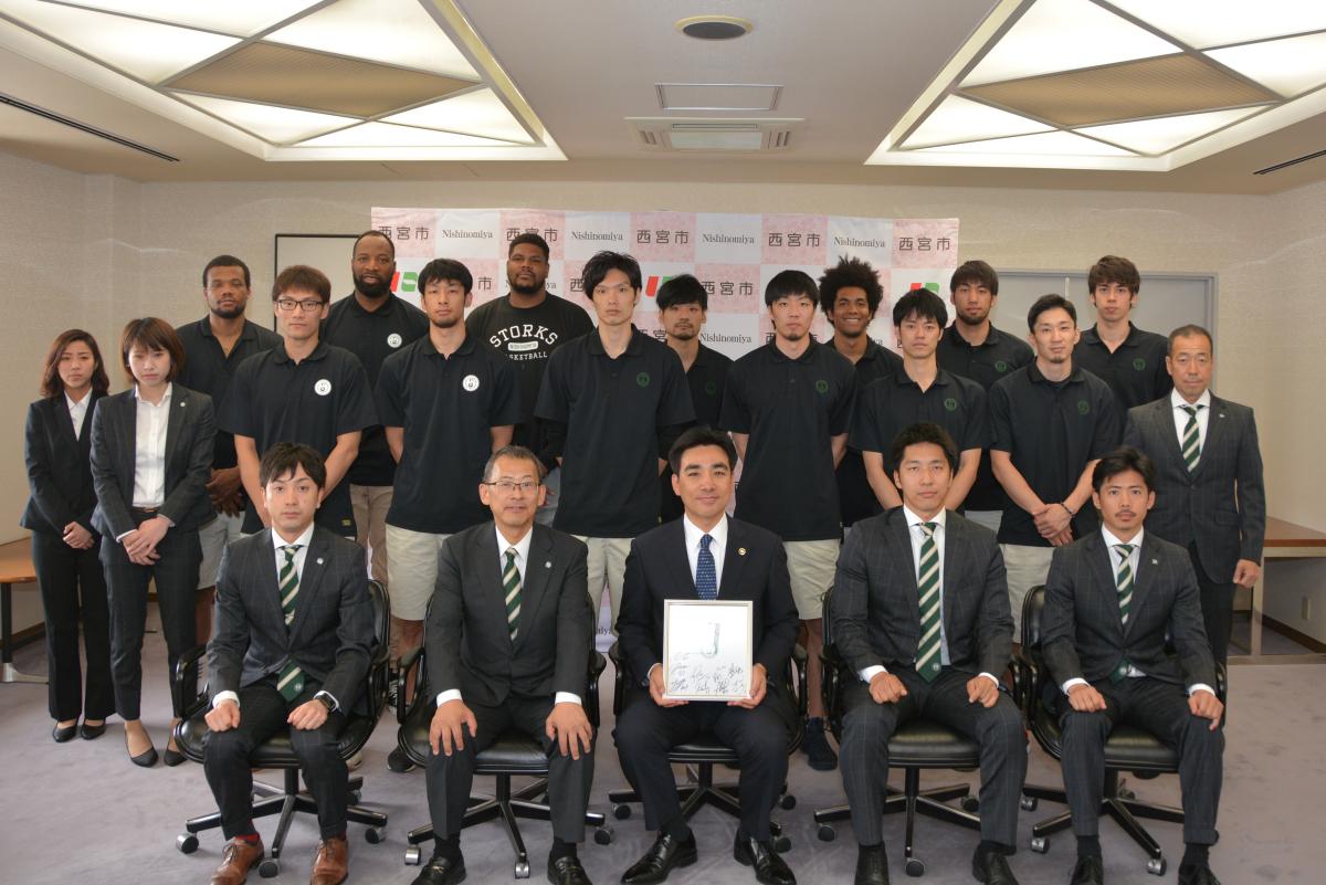 20180529ストークス表敬2