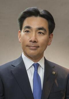 石井登志郎市長